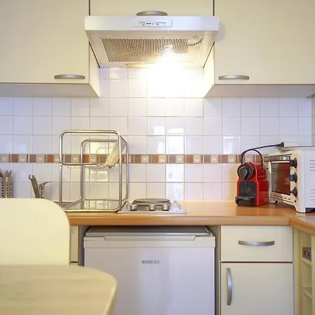 Beautiful Bright Studio Close To Monceau Park