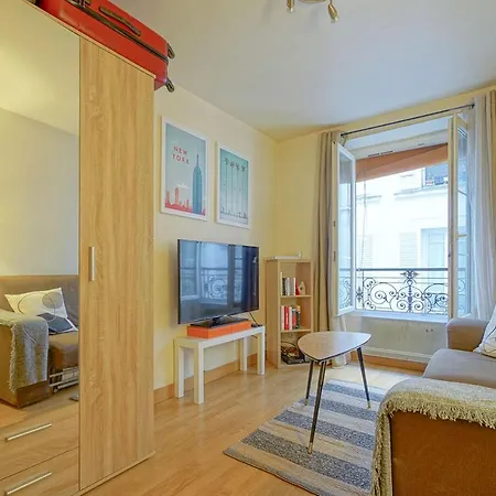 Beautiful Bright Studio Close To Monceau Park *
