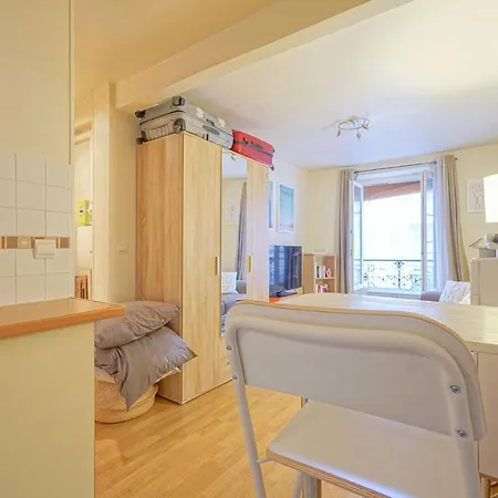 Beautiful Bright Studio Close To Monceau Park Διαμέρισμα